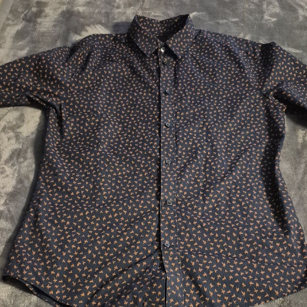 H&M Men's Dark Blue and Orange Casual Shirt